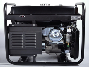 Бензиновый генератор Hyundai HHY 7000F  для дачи Бензиновый генератор Hyundai HHY 7000F  для дачи фото