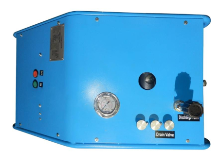 Поршневой компрессор  КВД 100/300