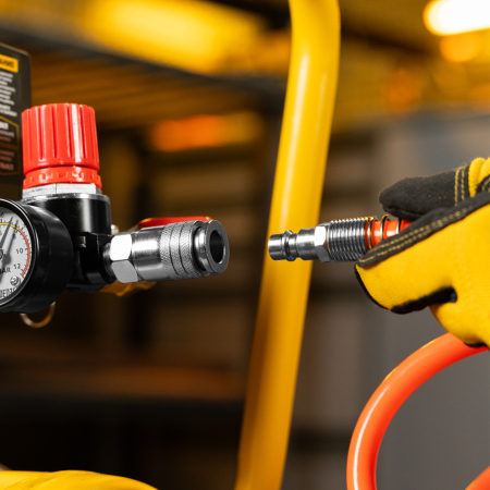 Поршневой компрессор  DLP-950/24